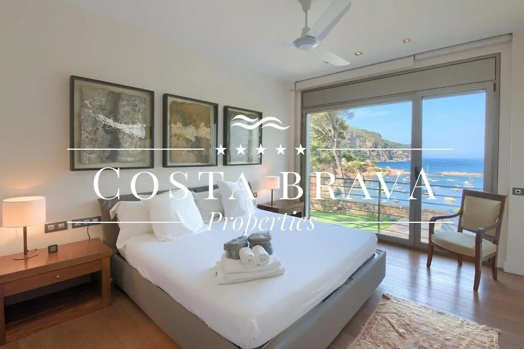 Villa En Primera Linea De Mar En La Bahia De Aiguablava Begur