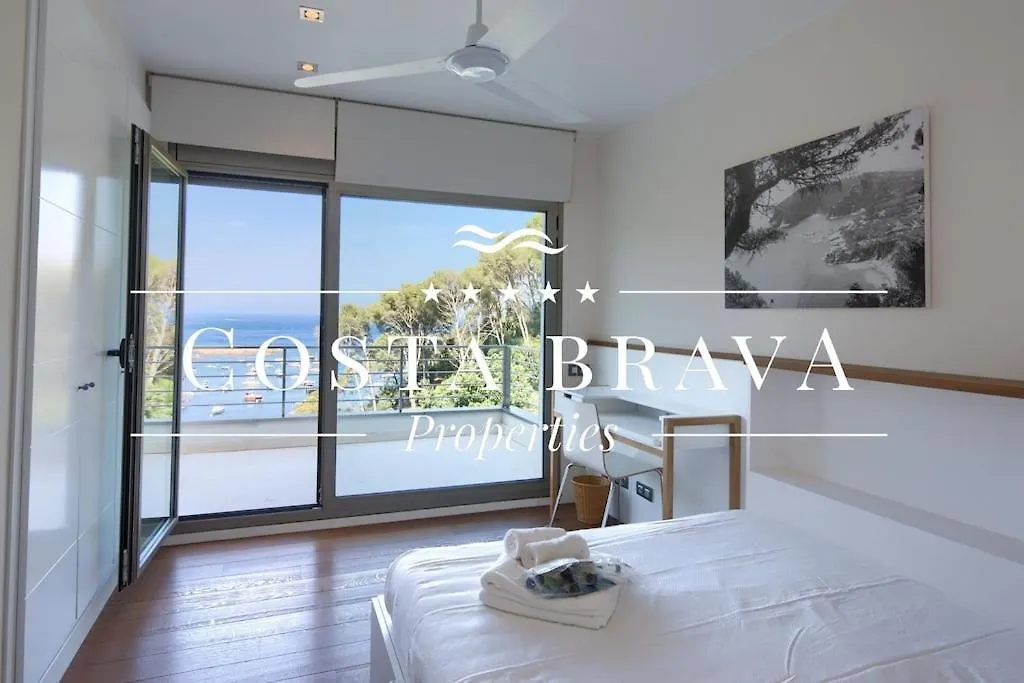 Villa En Primera Linea De Mar En La Bahia De Aiguablava Begur 0*,  Spanien
